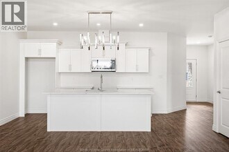 164 McLellan Ave in Amherstburg, ON - Building Photo - Building Photo