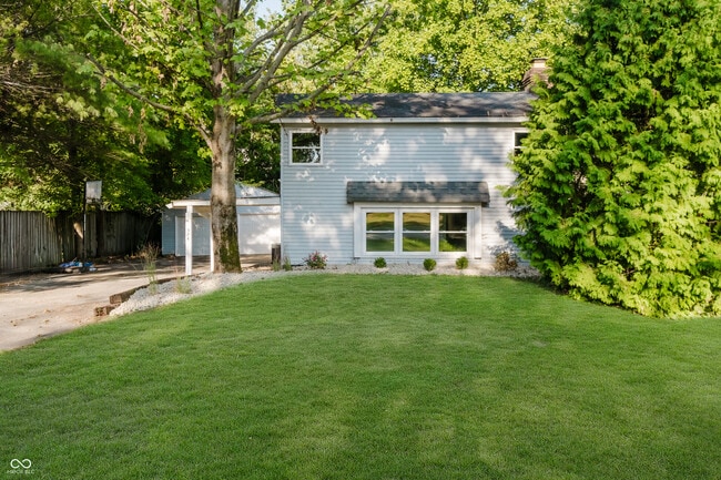 property at 324 N Tennessee St