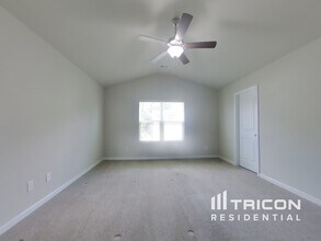 1008 Ainsley Creek Dr in Charlotte, NC - Building Photo - Building Photo
