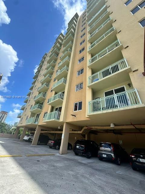 3500 Coral Wy in Miami, FL - Building Photo - Building Photo