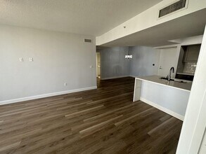 1551 N Flagler Dr in West Palm Beach, FL - Building Photo - Building Photo