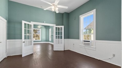1814-1831 31st St in Galveston, TX - Foto de edificio - Building Photo