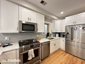 1424 N Bosworth Ave, Unit 1 in Chicago, IL - Building Photo - Building Photo