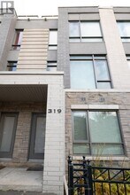 319 South Park Rd in Markham, ON - Building Photo - Building Photo