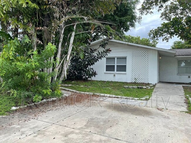 property at 5281 Bamboo Pl