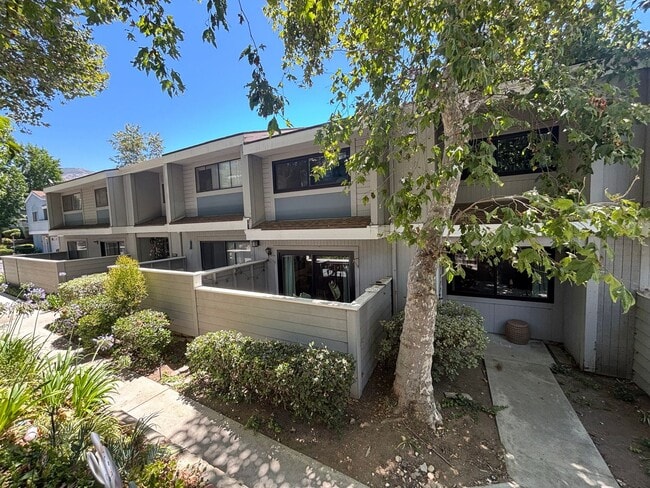 property at 13091 Hubbard St