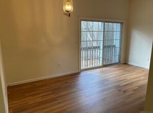 70 Hubbard Rd in Guilford, CT - Building Photo - Building Photo