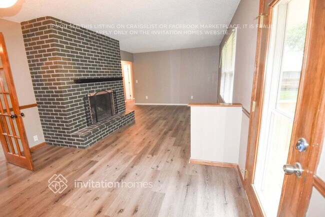 1209 Main St in Hugo, MN - Building Photo - Building Photo