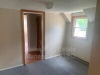 589 Main St photo'