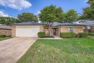 3809 Misty Meadow Dr in Fort Worth, TX - Building Photo