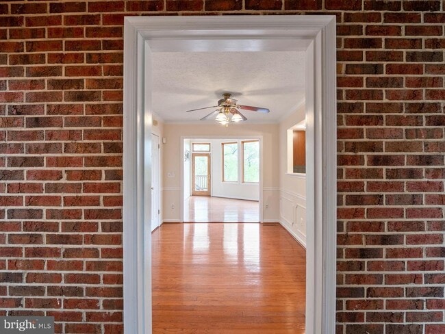 property at 4907 37th Pl