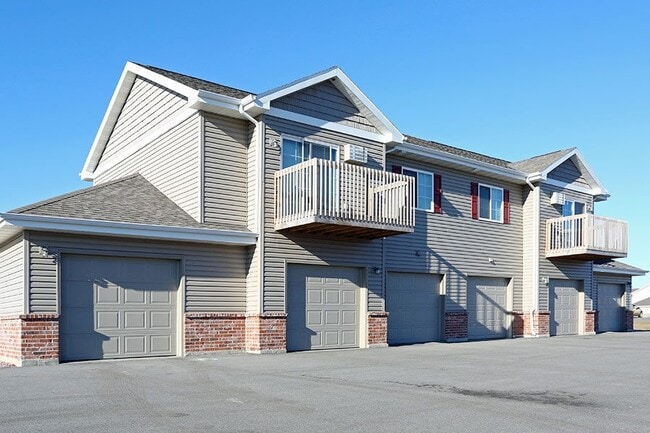 French Garden Estates in Appleton, WI - Foto de edificio - Building Photo