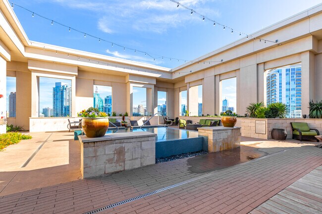 The Arcadian in Dallas, TX - Building Photo - Building Photo