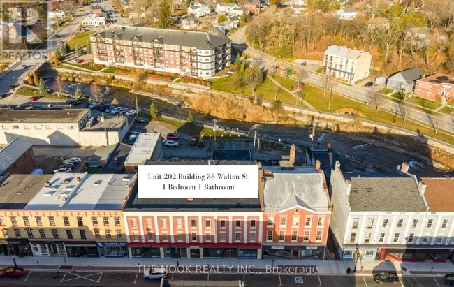 property at 38 Walton St