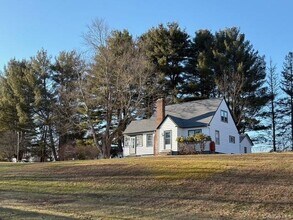 793 Fiddlers Bridge Rd in Rhinebeck, NY - Building Photo - Building Photo