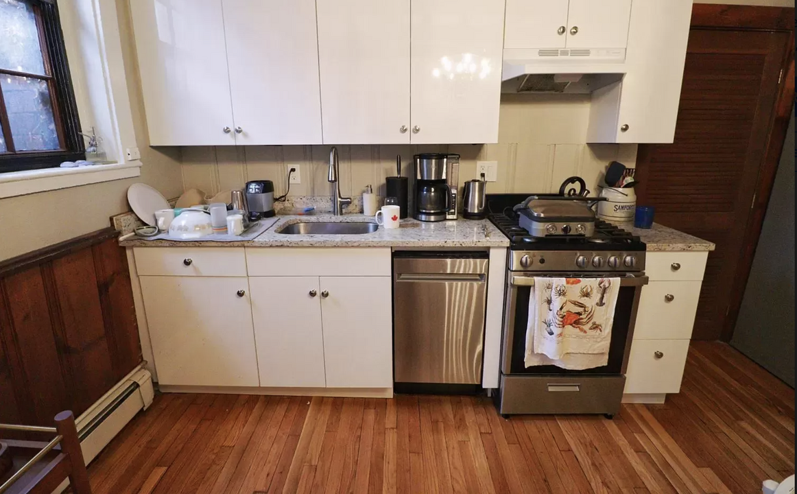 26 Fayette St, Unit B in Boston, MA - Building Photo