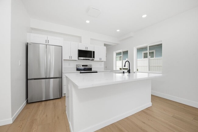 6409 Gary Ct in San Diego, CA - Building Photo - Building Photo