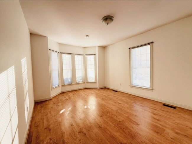 31 Elmwood St in Newton, MA - Building Photo - Building Photo