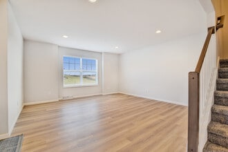 671 Hillcrest Dr in Waunakee, WI - Building Photo - Building Photo