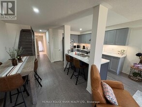 60 Sailors Landing in Bowmanville, ON - Building Photo - Building Photo