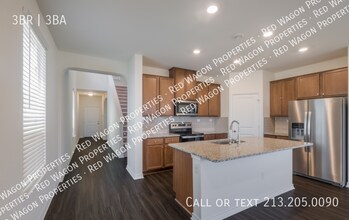 3975 Gentle Mdw in New Braunfels, TX - Building Photo - Building Photo