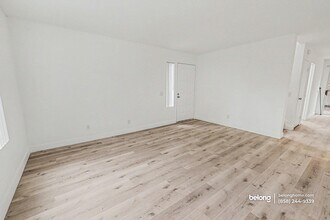 1447 Manzana Way in San Diego, CA - Building Photo - Building Photo