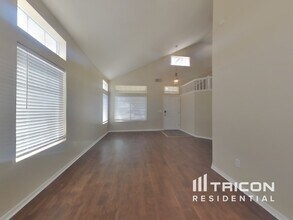 718 Anderson Way in Rio Vista, CA - Building Photo - Building Photo