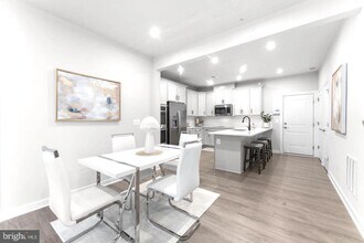 43785 Transit Sq in Ashburn, VA - Building Photo - Building Photo