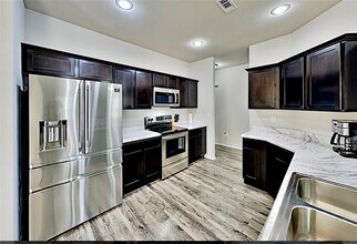 4307 SW Laurel Hill Ave in Bentonville, AR - Building Photo - Building Photo