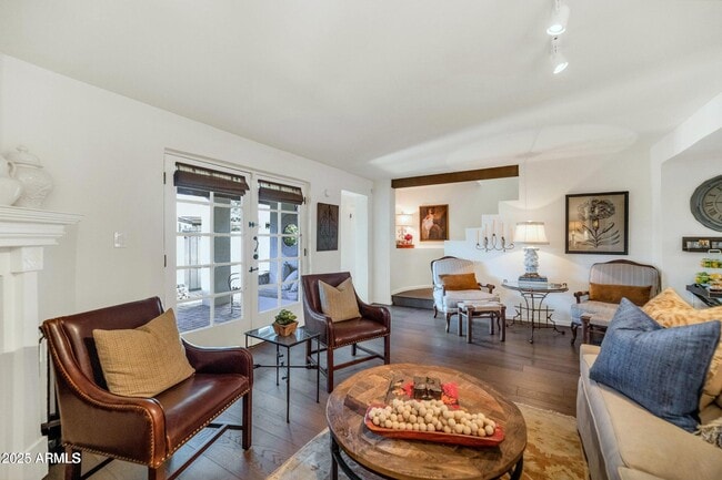 5101 N Casa Blanca Dr in Paradise Valley, AZ - Foto de edificio - Building Photo