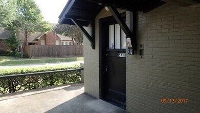 5736 Worth St in Dallas, TX - Building Photo - Building Photo
