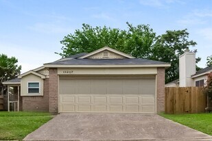 13207 Pebblewalk Cir S in Houston, TX - Building Photo