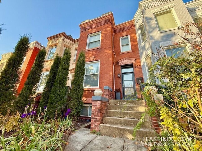 property at 127 Adams St NW