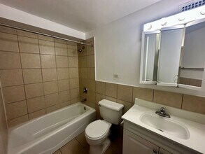 4180 N Marine Dr in Chicago, IL - Building Photo - Building Photo