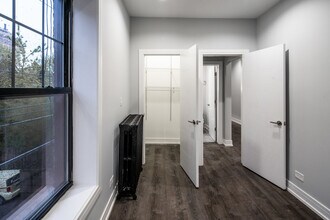 6115 N Winthrop Ave in Chicago, IL - Building Photo - Building Photo