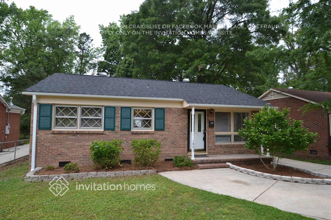 1801 Dallas Ave in Charlotte, NC - Building Photo