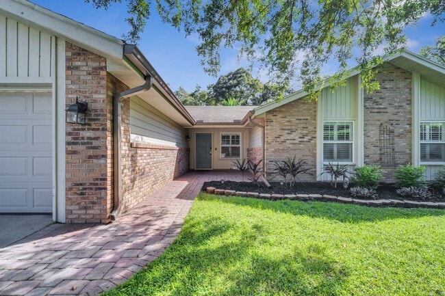 755 Oak Terrace in Orange City, FL - Building Photo - Building Photo