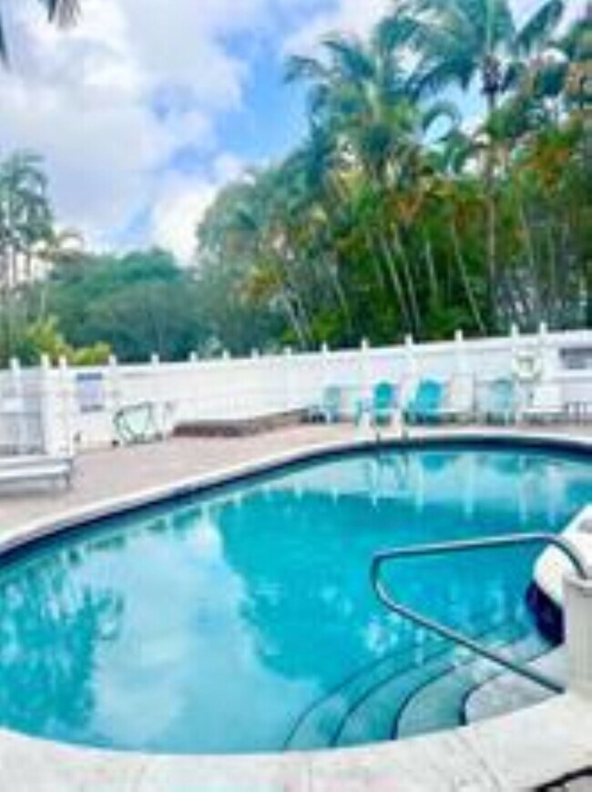 1878 NE 46th St, Unit C2 in Fort Lauderdale, FL - Foto de edificio - Building Photo