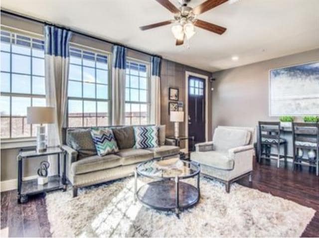 property at 2441 Siskiyou St