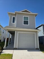 12149 Morgan Dr in Aubrey, TX - Building Photo