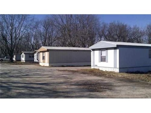 15 SE 981 in Knob Noster, MO - Building Photo - Building Photo