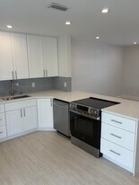 2812 Duke Ln in Delray Beach, FL - Building Photo