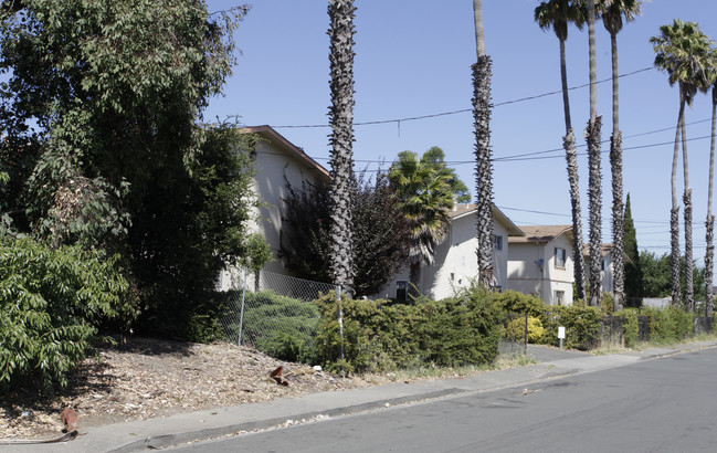 829-847 Grant St in Vallejo, CA - Building Photo - Building Photo