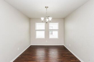 7223 Fox Scene Dr in Humble, TX - Building Photo - Building Photo