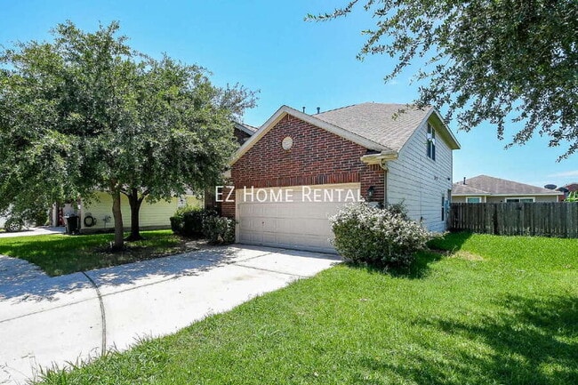 property at 10502 Scenic Cove Ct