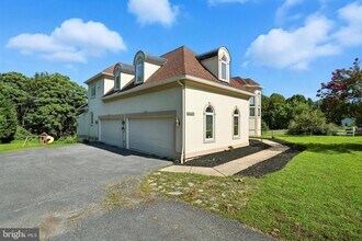 13533 Magruder Farm Ct in Potomac, MD - Building Photo - Building Photo