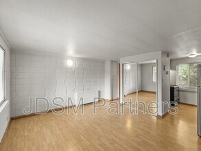 2860 W 32nd Ave in Denver, CO - Building Photo - Building Photo