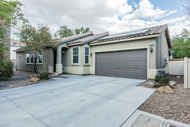 6758 Frances Celia Ave in Las Vegas, NV - Building Photo - Building Photo