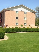 Auburn Cove Apartments., LLC in St. Cloud, MN - Foto de edificio - Building Photo