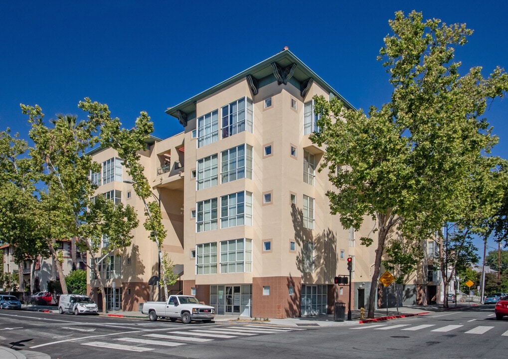 St. James Place in San Jose, CA - Building Photo